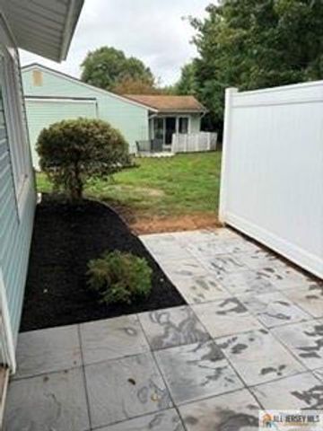 113 Indigo Plaza 113A, Monroe, NJ 08831