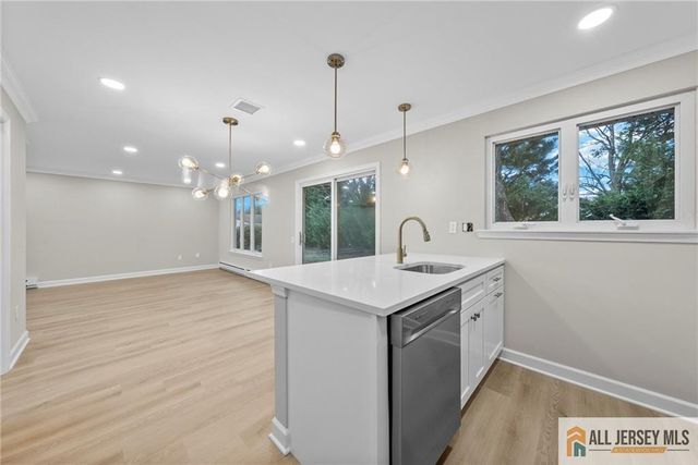 113 Indigo Plaza 113A, Monroe, NJ 08831