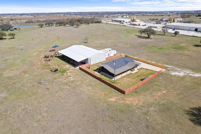 277 Deer Shadw Circle, Whitney, TX 76692