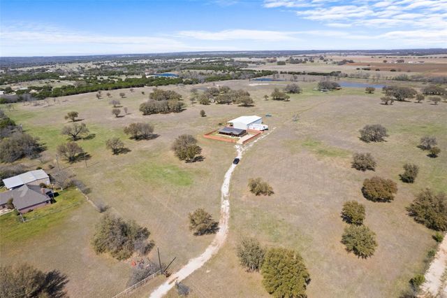 277 Deer Shadw Circle, Whitney, TX 76692