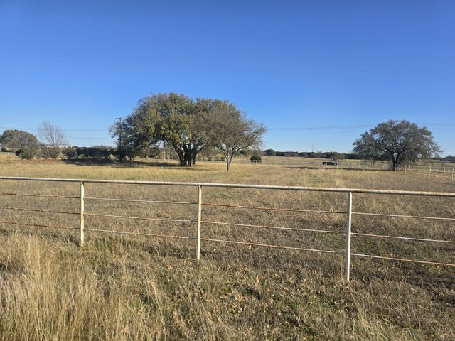 277 Deer Shadw Circle, Whitney, TX 76692