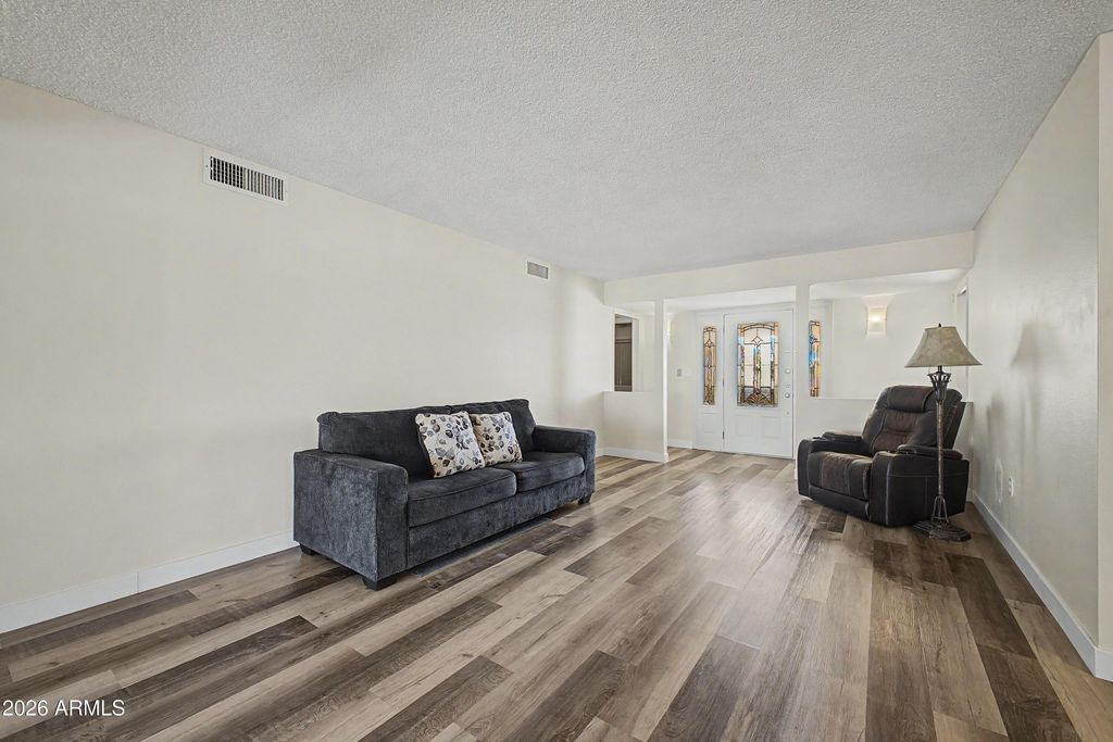 10350 W CARON Drive, Sun City, AZ 85351 — photo 2
