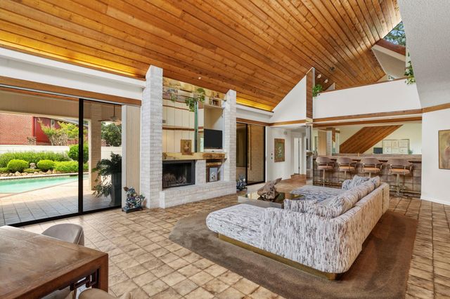 2707 Highland Court, Sugar Land, TX 77478