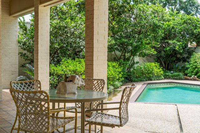2707 Highland Court, Sugar Land, TX 77478