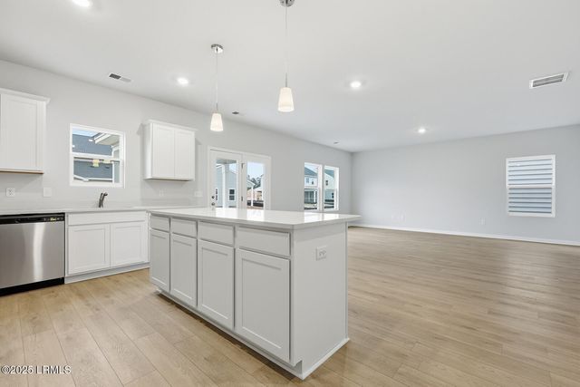 37 Landing Road, Ridgeland, SC 29936