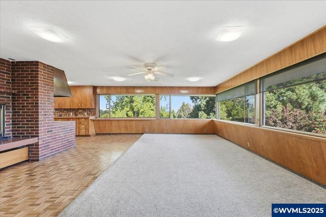 1245 Hillendale Dr SE, Salem, OR 97302