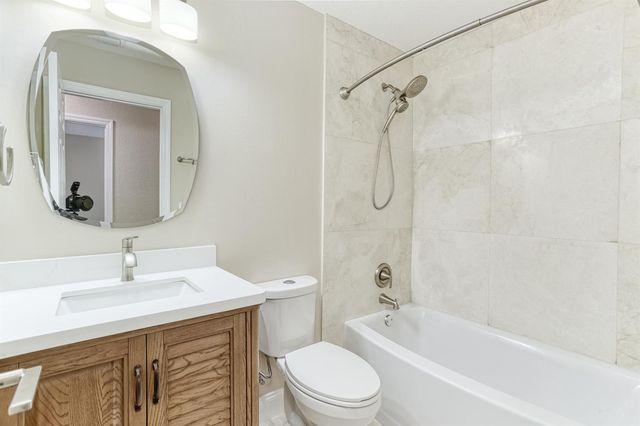316 SE BLOXHAM Way, Stuart, FL 34997
