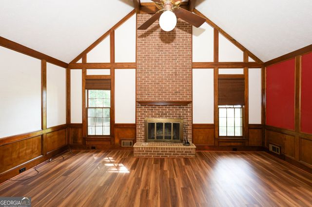 4128 Mayflower Court SW, Lilburn, GA 30047