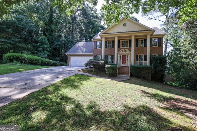 4128 Mayflower Court SW, Lilburn, GA 30047