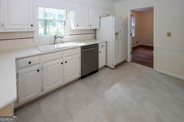 4128 Mayflower Court SW, Lilburn, GA 30047