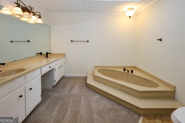 4128 Mayflower Court SW, Lilburn, GA 30047