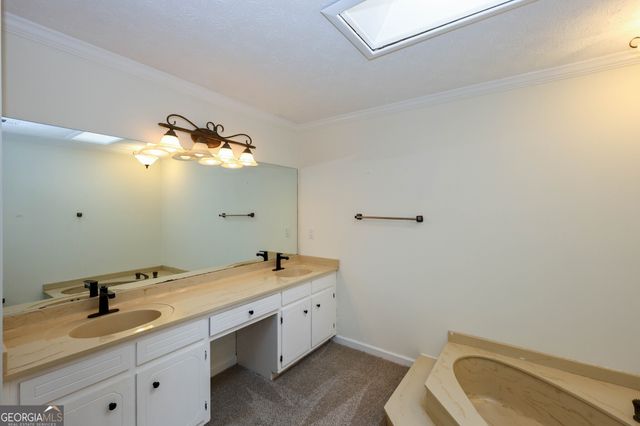 4128 Mayflower Court SW, Lilburn, GA 30047