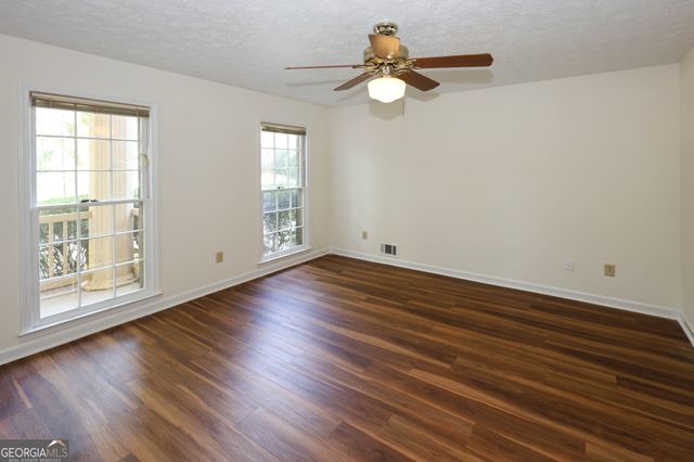 4128 Mayflower Court SW, Lilburn, GA 30047