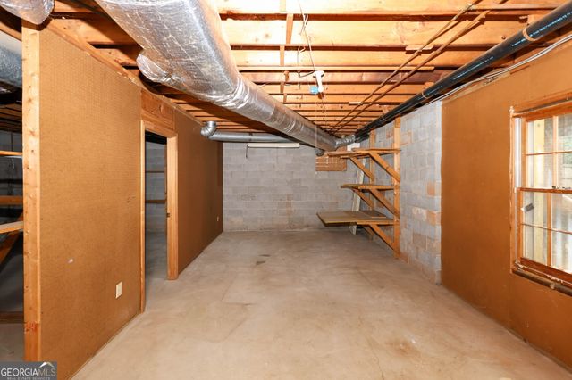 4128 Mayflower Court SW, Lilburn, GA 30047