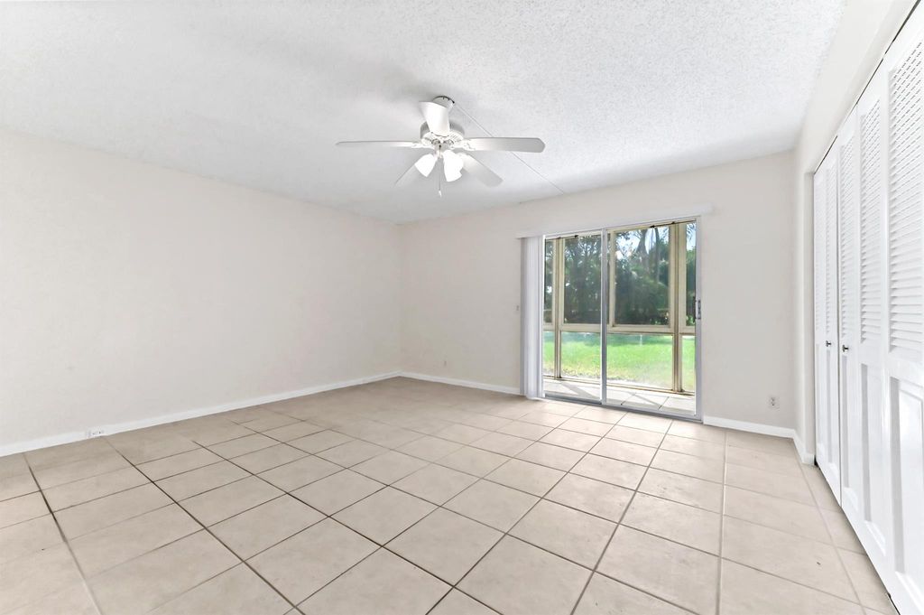 Image 15 of property listing at 1010 Newcastle A 1010, Boca Raton, FL 33434