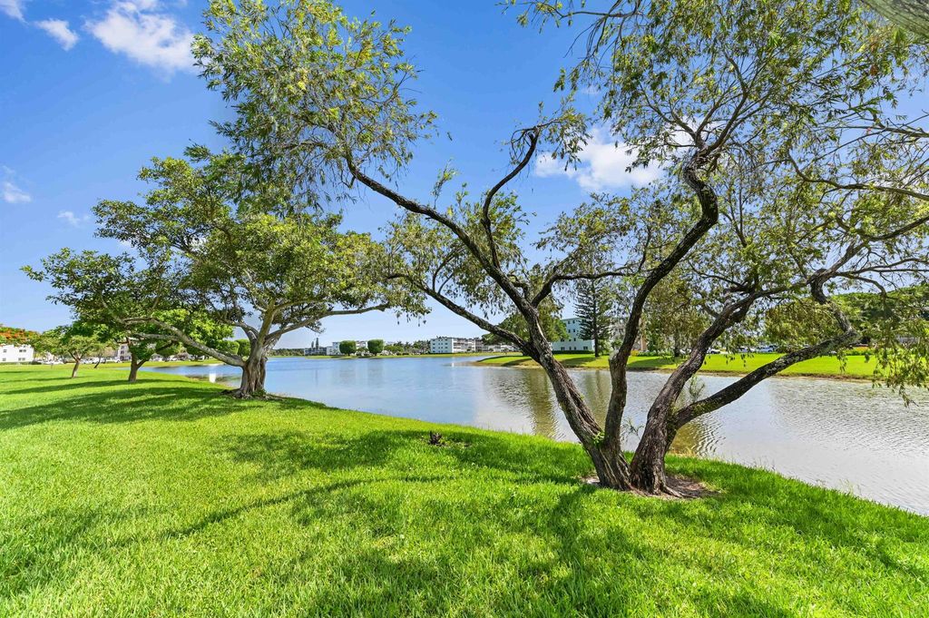 Image 25 of property listing at 1010 Newcastle A 1010, Boca Raton, FL 33434