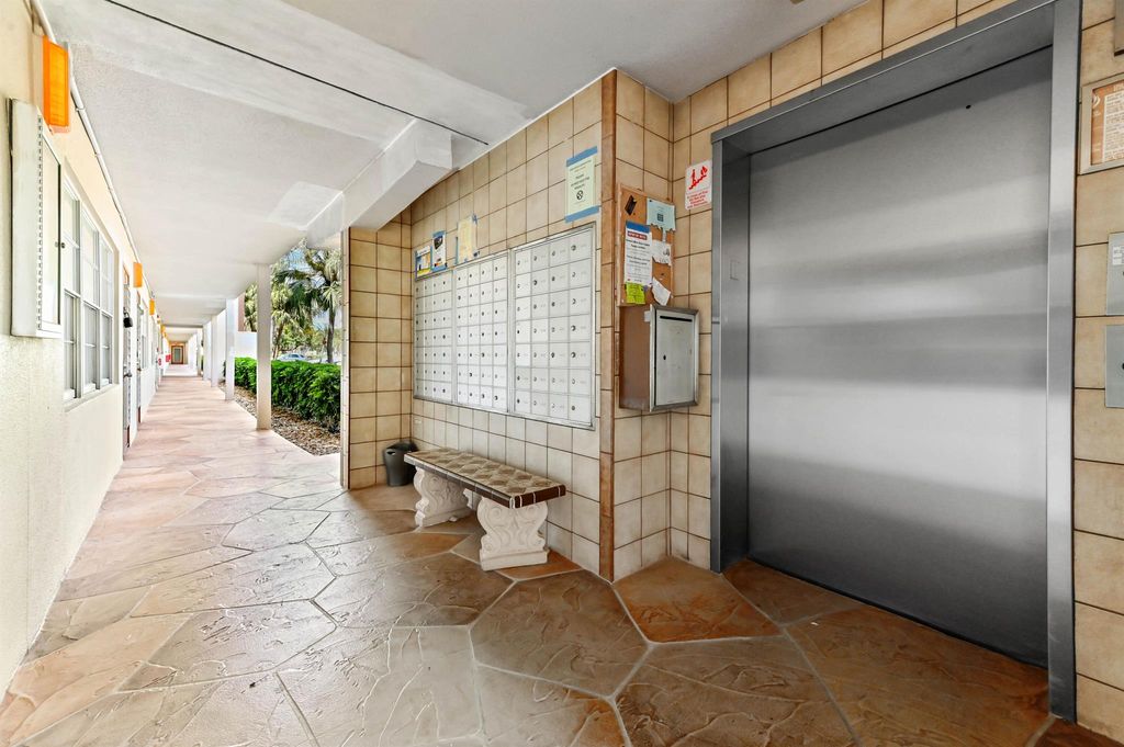 Image 26 of property listing at 1010 Newcastle A 1010, Boca Raton, FL 33434