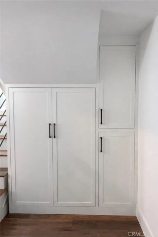 611 Avenue C, Redondo Beach, CA 90277