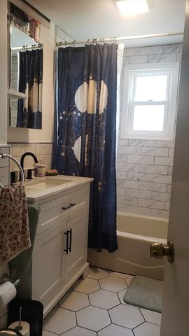 123 Atlantic St 123, Quincy, MA 02171