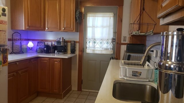 123 Atlantic St 123, Quincy, MA 02171