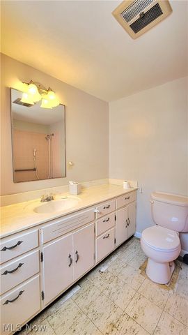 603 Poplar Avenue, Williamstown, WV 26187