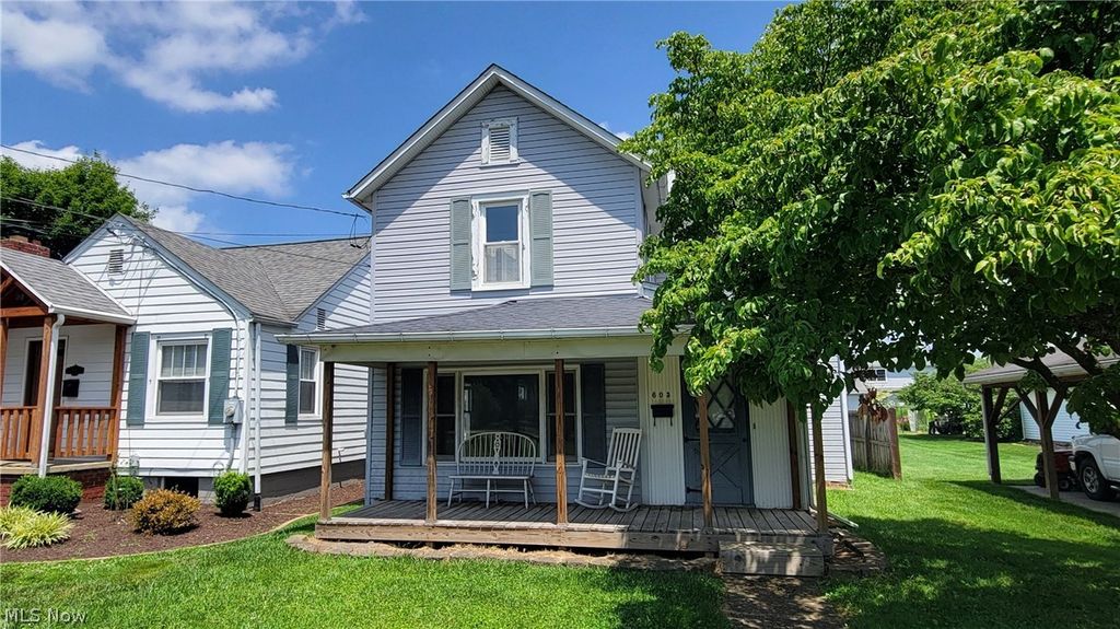 603 Poplar Avenue, Williamstown, WV 26187