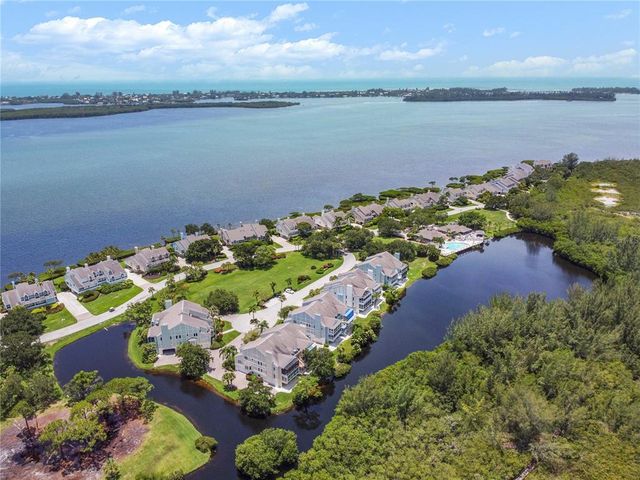 121 TIDY ISLAND BOULEVARD, Bradenton, FL 34210