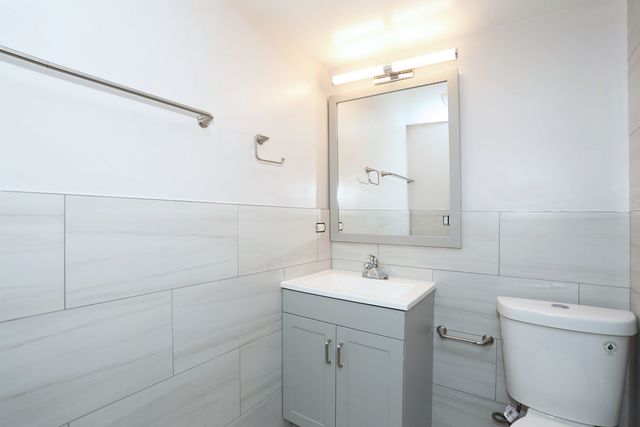 675 Greenfield Court D1, Bartlett, IL 60103