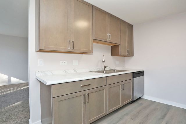 675 Greenfield Court D1, Bartlett, IL 60103