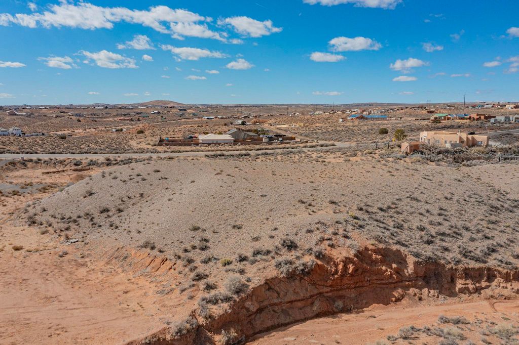 5581 Iris Road NE, Rio Rancho, NM 87144