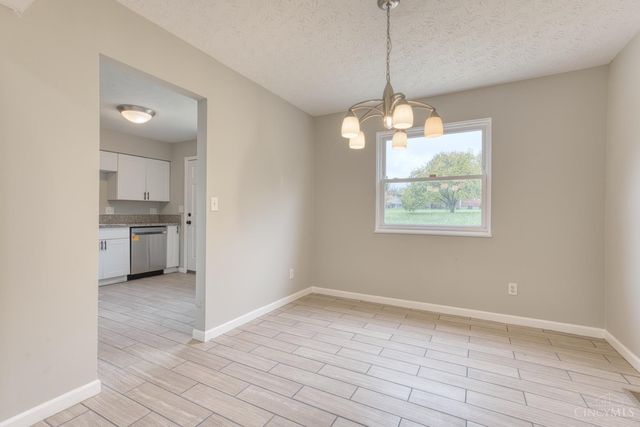 833 W Galbraith Road, Springfield Twp., OH 45231