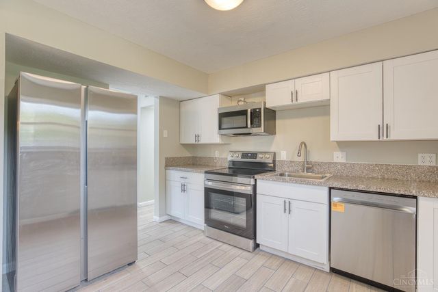 833 W Galbraith Road, Springfield Twp., OH 45231