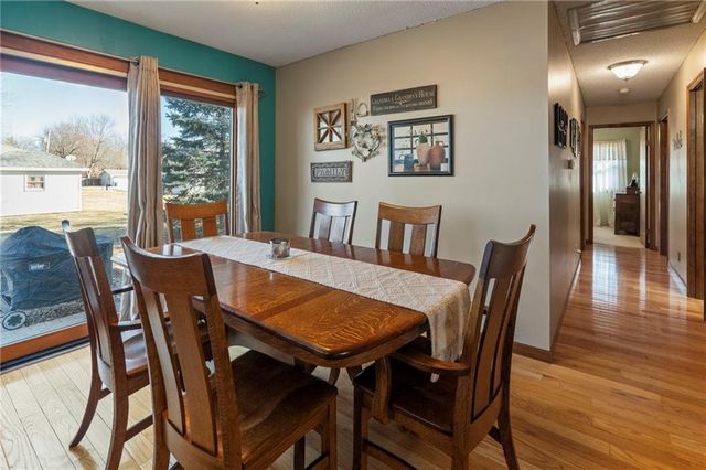 809 David Drive, Gallatin, MO 64640