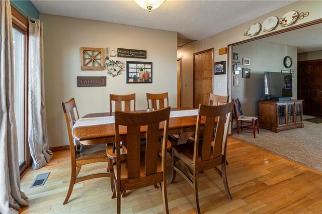 809 David Drive, Gallatin, MO 64640