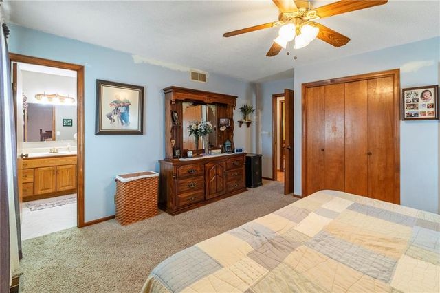 809 David Drive, Gallatin, MO 64640