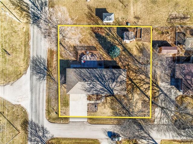 809 David Drive, Gallatin, MO 64640