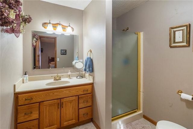 809 David Drive, Gallatin, MO 64640