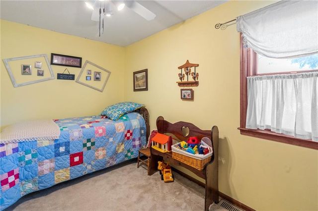 809 David Drive, Gallatin, MO 64640