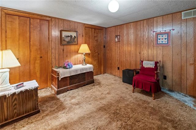 809 David Drive, Gallatin, MO 64640