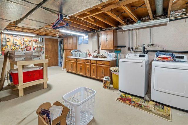 809 David Drive, Gallatin, MO 64640