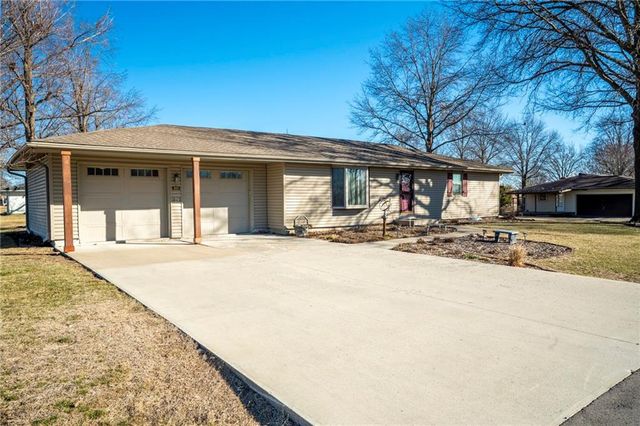 809 David Drive, Gallatin, MO 64640