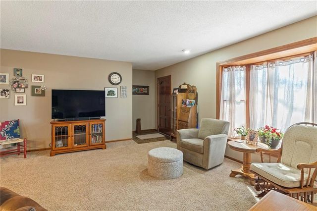 809 David Drive, Gallatin, MO 64640