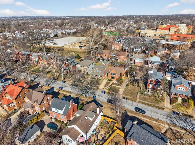 7443 Amherst Avenue, St Louis, MO 63130