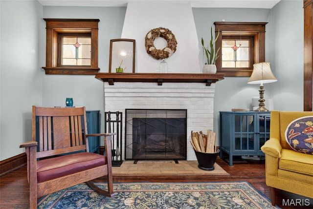 7443 Amherst Avenue, St Louis, MO 63130