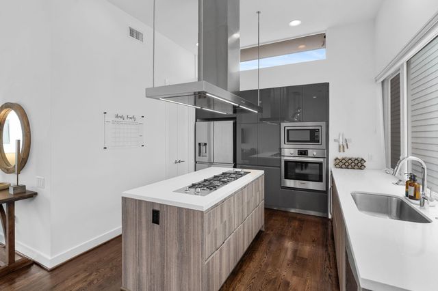 1159 W 18th Street, Houston, TX 77008