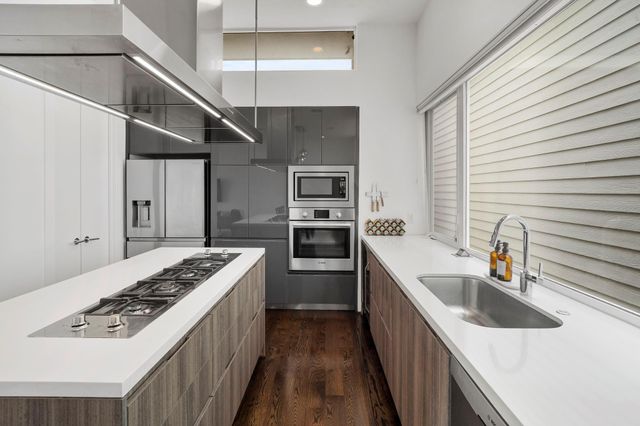1159 W 18th Street, Houston, TX 77008