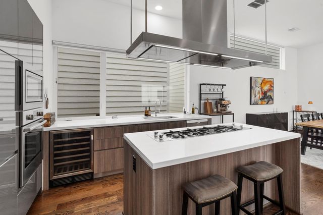1159 W 18th Street, Houston, TX 77008