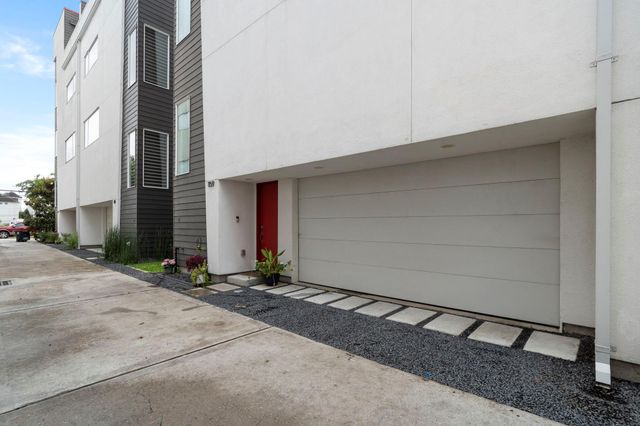 1159 W 18th Street, Houston, TX 77008