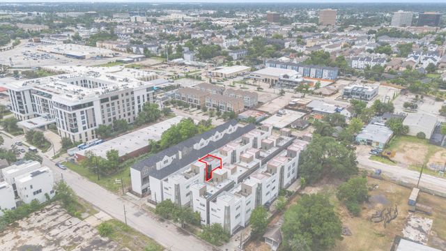 1159 W 18th Street, Houston, TX 77008