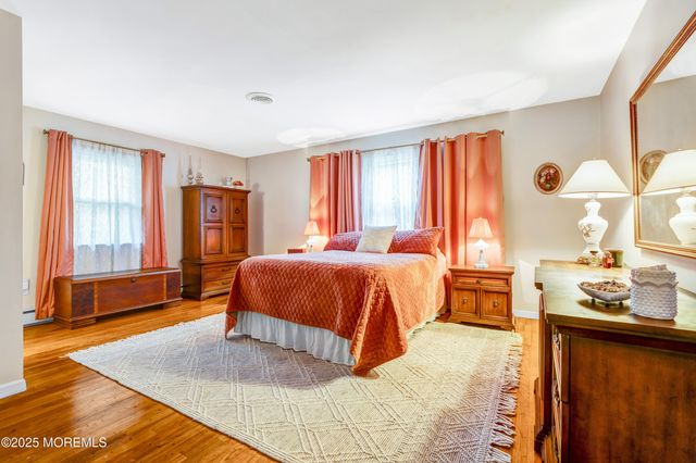 543 Hollywood Avenue, Toms River, NJ 08753